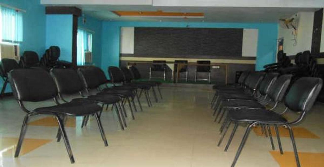 Hotel Bhubaneswari Classic Brahmapur エクステリア 写真